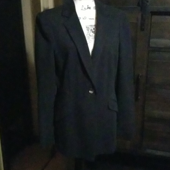 Andrea Behar black blazer with one button closure - Picture 1 of 7